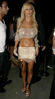 Shauna Sand feet photo thumbnail