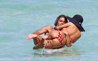 Shauna Sand feet photo thumbnail