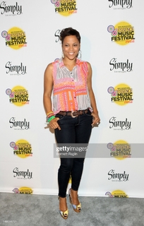 Shaunie O'Neal feet photo 11
