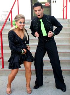 Shawn Johnson feet photo thumbnail