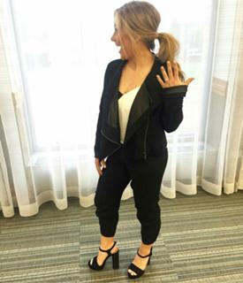 Shawn Johnson feet photo thumbnail