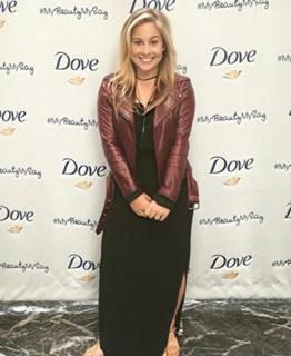 Shawn Johnson feet photo thumbnail