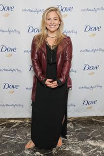Shawn Johnson feet photo thumbnail