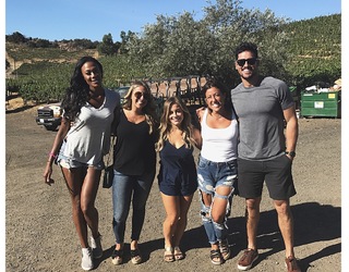 Shawn Johnson feet photo thumbnail