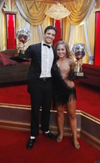 Shawn Johnson feet photo thumbnail