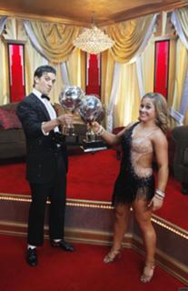 Shawn Johnson feet photo thumbnail
