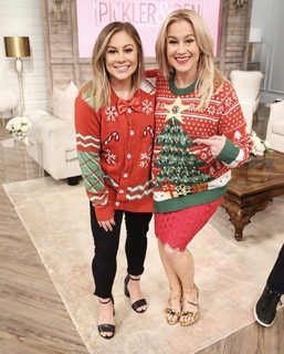Shawn Johnson feet photo thumbnail