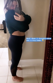 Shawn Johnson feet photo thumbnail