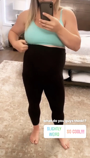 Shawn Johnson feet photo thumbnail