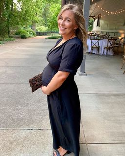 Shawn Johnson feet photo thumbnail