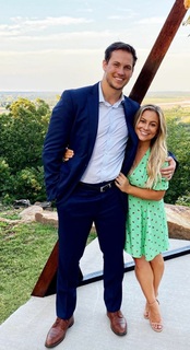 Shawn Johnson feet photo thumbnail
