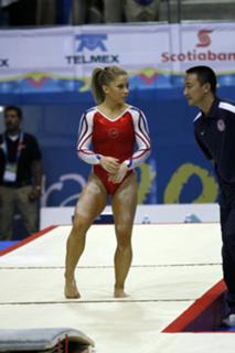 Shawn Johnson feet photo thumbnail