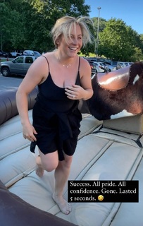 Shawn Johnson feet photo thumbnail