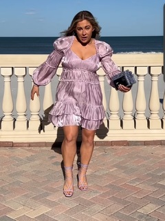 Shawn Johnson feet photo thumbnail