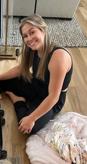Shawn Johnson feet photo thumbnail