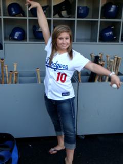 Shawn Johnson feet photo thumbnail