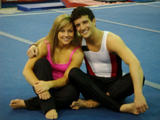 Shawn Johnson feet photo thumbnail