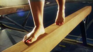 Shawn Johnson feet photo thumbnail