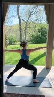 Shawn Johnson feet photo thumbnail