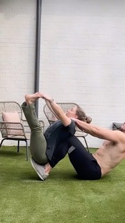 Shawn Johnson feet photo thumbnail