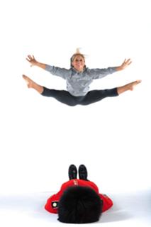 Shawn Johnson feet photo thumbnail