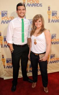 Shawn Johnson feet photo thumbnail
