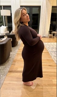 Shawn Johnson feet photo thumbnail