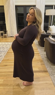 Shawn Johnson feet photo thumbnail