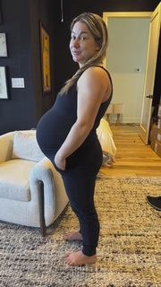 Shawn Johnson feet photo thumbnail