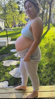 Shawn Johnson feet photo thumbnail