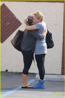 Shawn Johnson feet photo thumbnail
