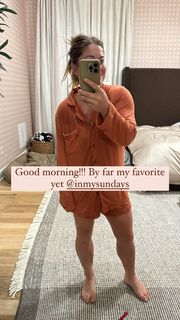 Shawn Johnson feet photo thumbnail