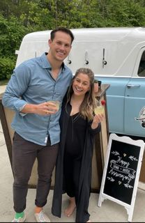 Shawn Johnson feet photo thumbnail