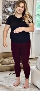 Shawn Johnson feet photo thumbnail