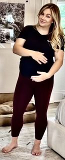 Shawn Johnson feet photo thumbnail