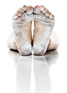 Shawn Johnson feet photo thumbnail