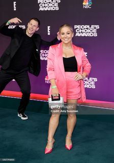 Shawn Johnson feet photo 5