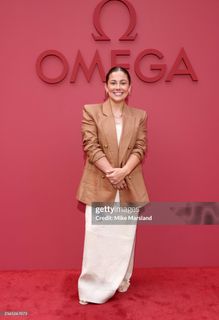 Shawn Johnson feet photo 4