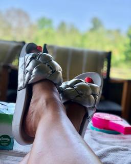Shawn Killinger feet photo thumbnail