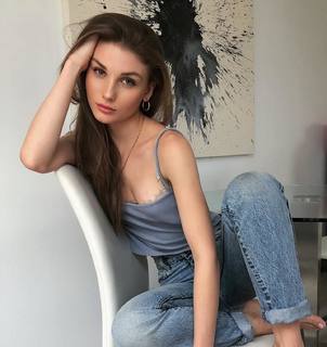 Shawna Della-Ricca feet photo thumbnail