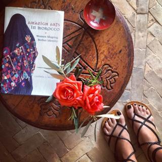 Shay Mitchell feet photo thumbnail