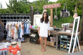 Shay Mitchell feet photo thumbnail