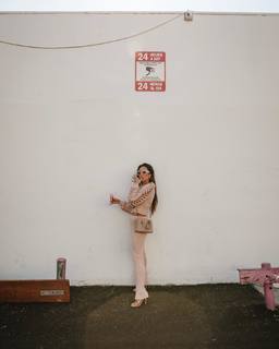 Shay Mitchell feet photo thumbnail