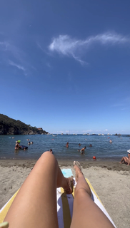 Shay Mitchell feet photo thumbnail