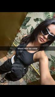 Shay Mitchell feet photo thumbnail