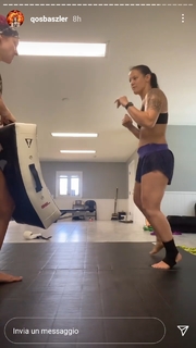 Shayna Andrea Baszler feet photo 11