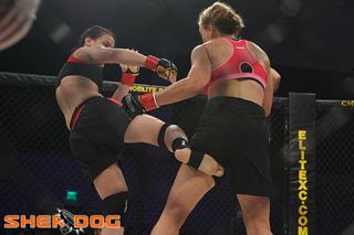 Shayna Andrea Baszler feet photo 7
