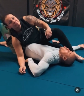 Shayna Andrea Baszler feet photo 17