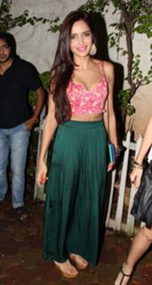Shazahn Padamsee feet photo 5