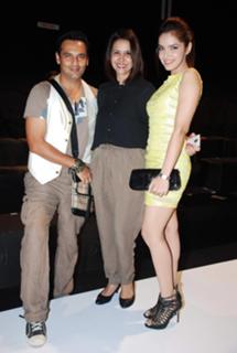Shazahn Padamsee feet photo 18